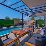 Alisen 2 Villa