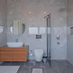 Villa Alisen 2 *