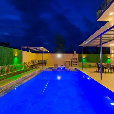 Alisen 2 Villa Fethiye