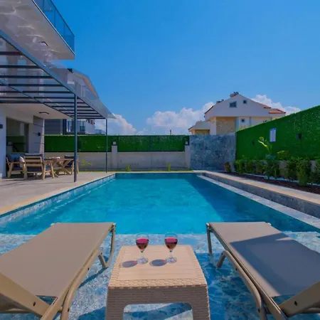 Alisen 2 Villa *